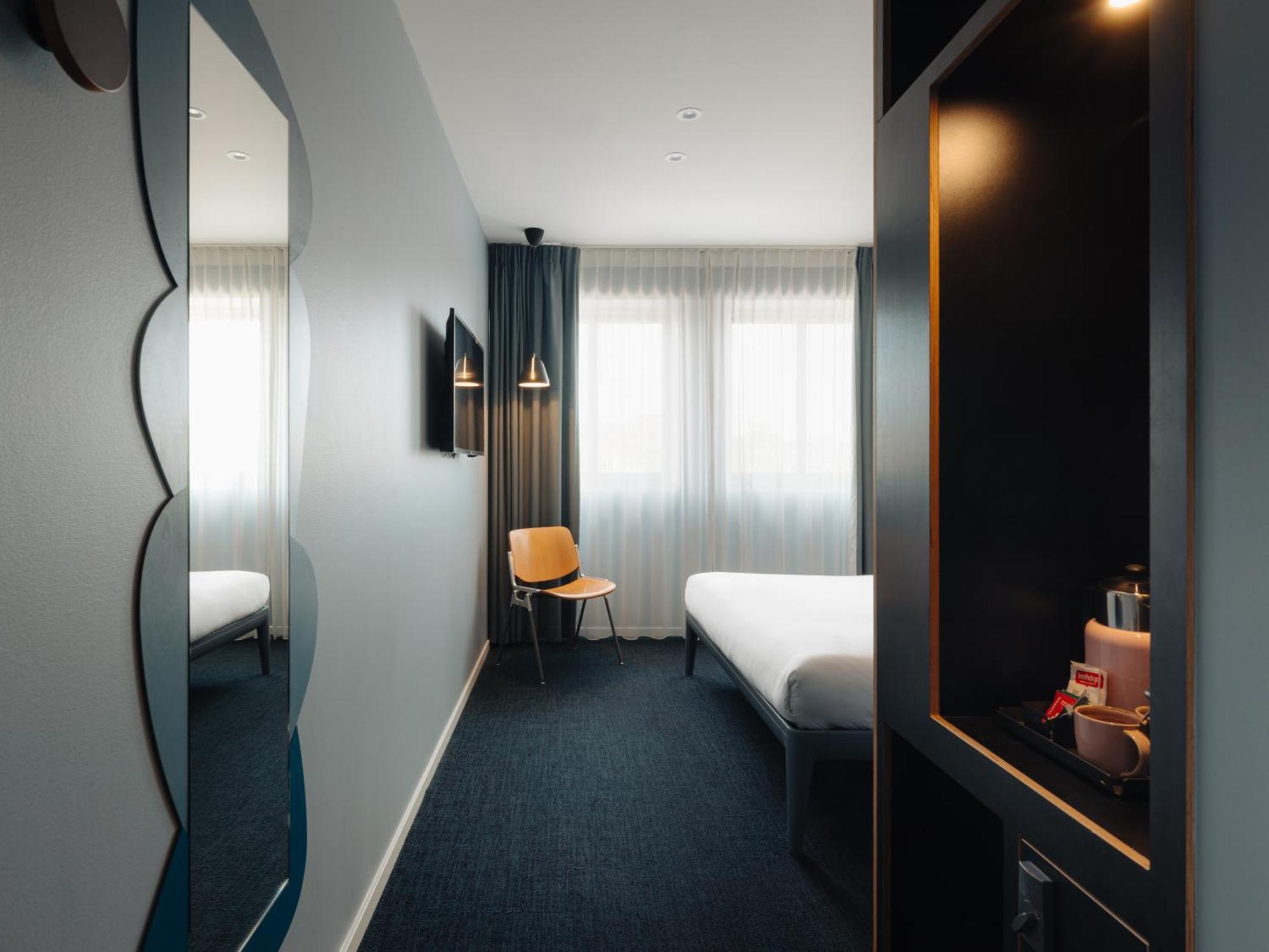 Conscious Hotel The Tire Station Amsterdam Exterior foto