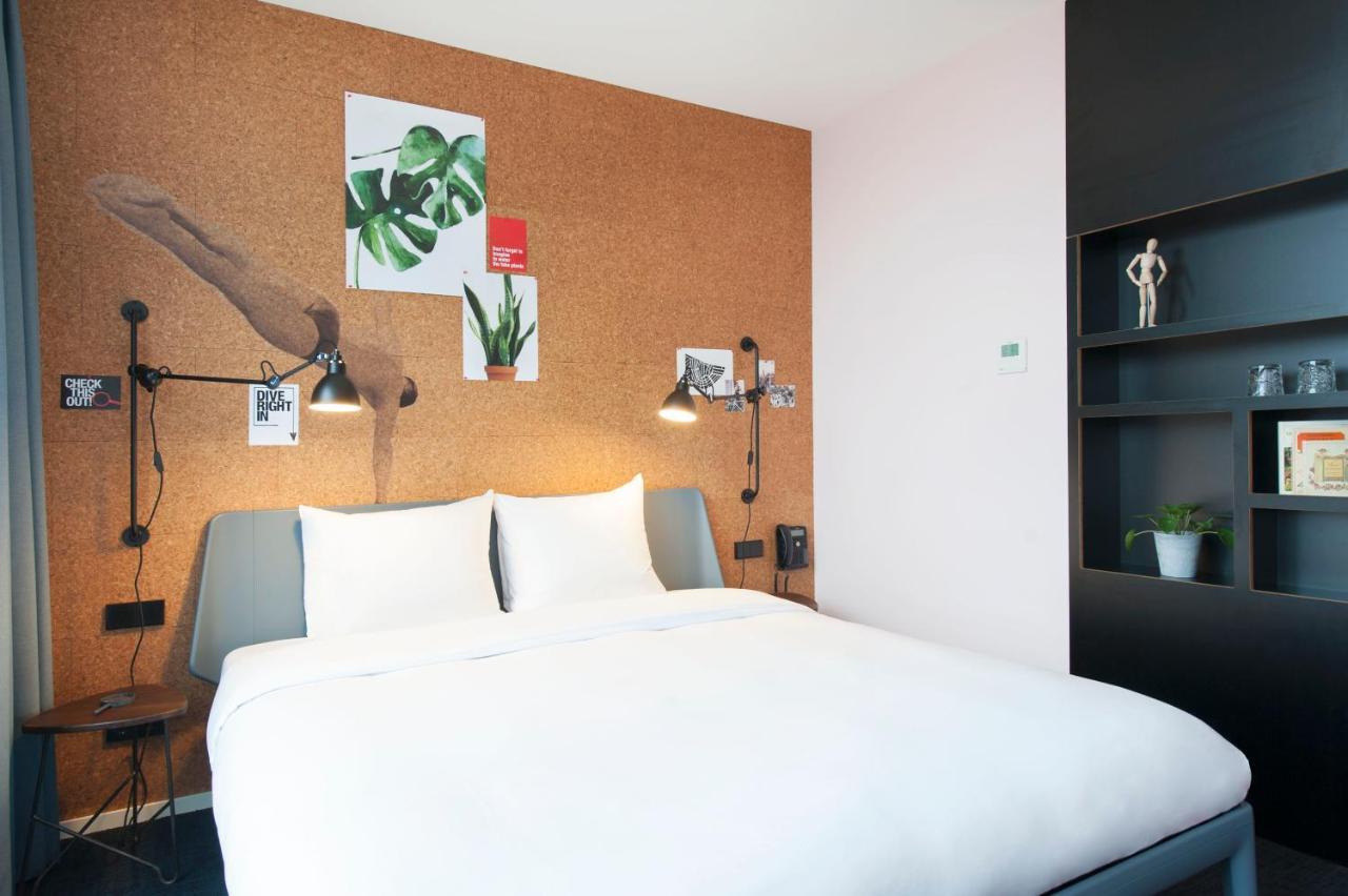 Conscious Hotel The Tire Station Amsterdam Exterior foto